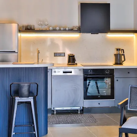Nodus Tollens Apartment *