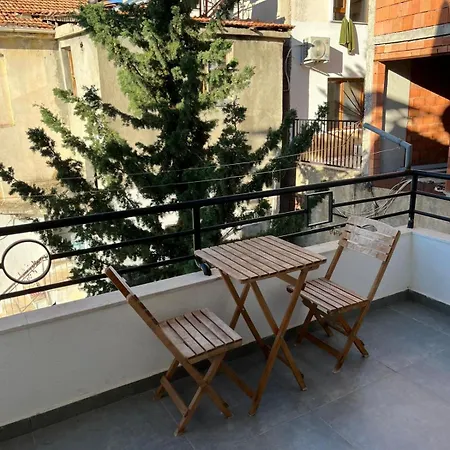 Nodus Tollens 아파트